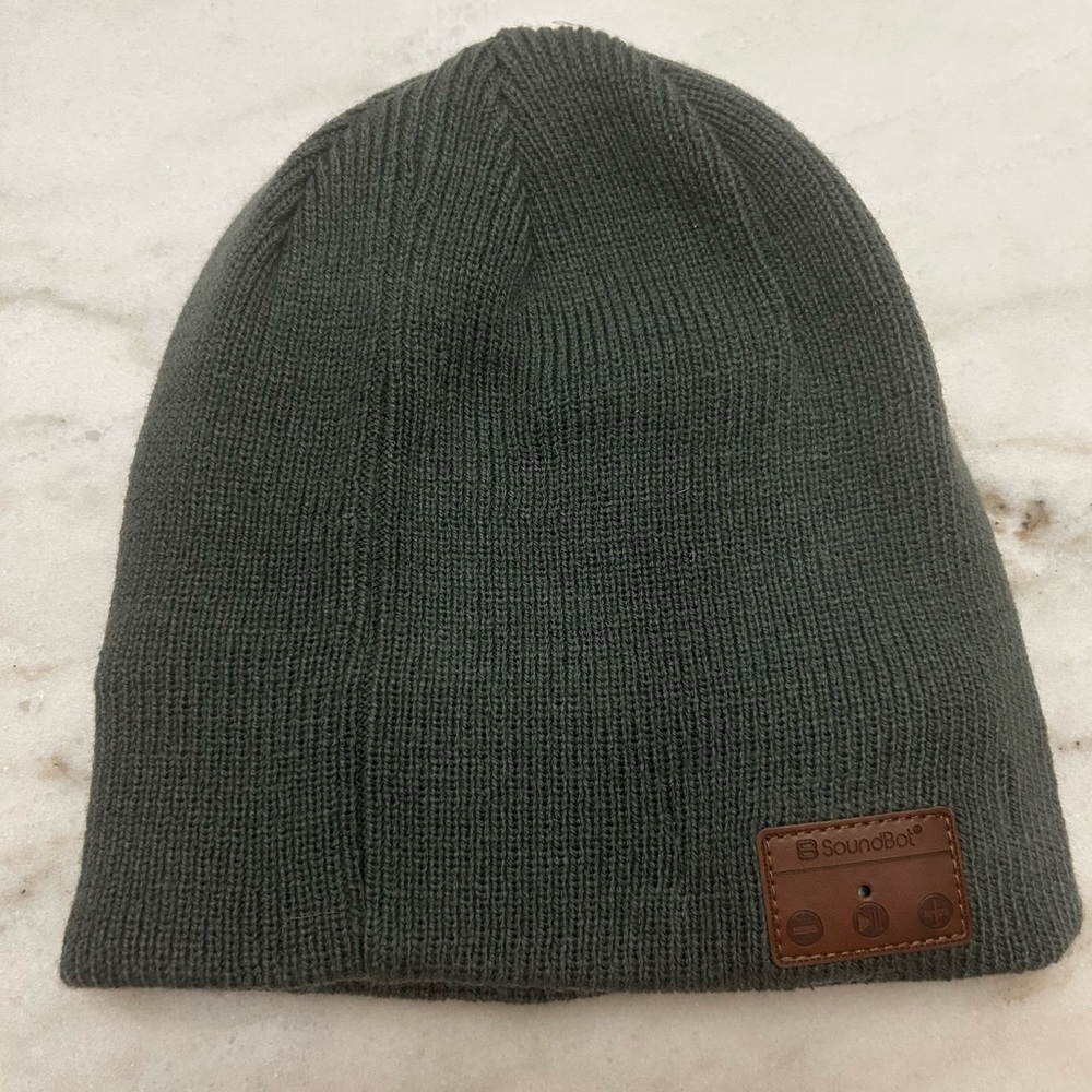 SoundBot Bluetooth Beanie